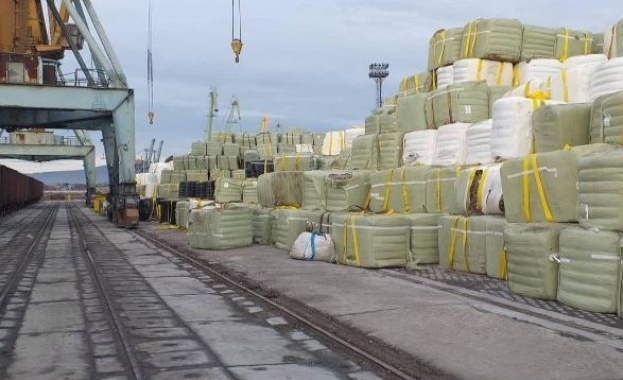 Контейнерите с отпадъците които пристигнаха на пристанищата в България трябваше