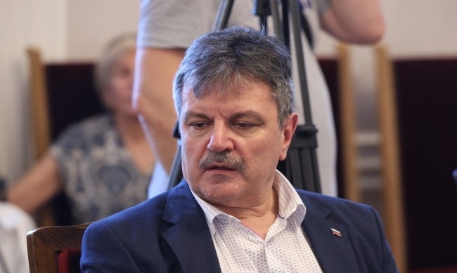 Депутатът от ПП ДБ Александър Симидчиев заяви че очаква една мръсна