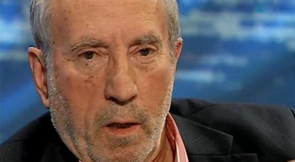 Алекс Алексиев е син на художника и карикатурист Райко Алексиев