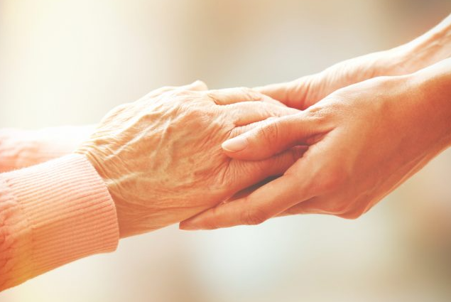 Продължава предоставянето на лична помощ по Механизма Лична помощ в