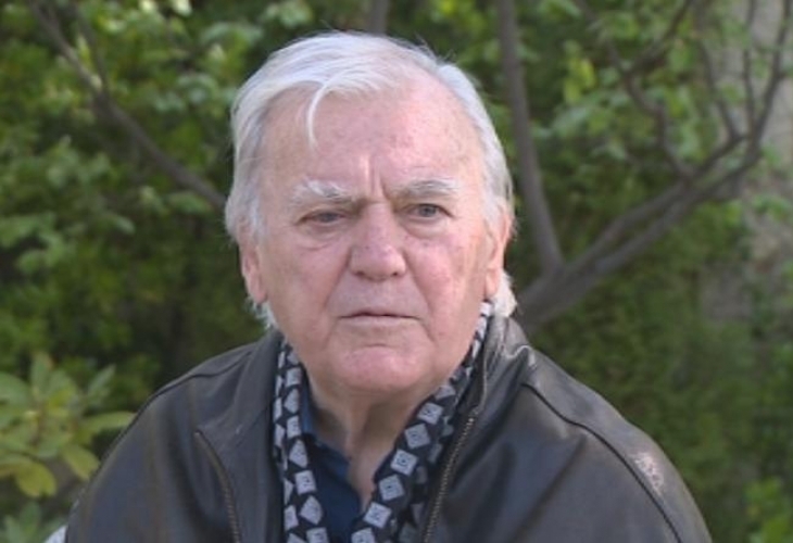 Днес се прощаваме с големия Тончо Русев който ни напусна