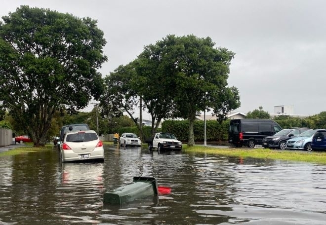 Рекордно количество дъжд падна в най големия град в Нова Зеландия
