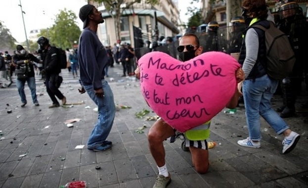 Няколко хиляди души се събраха на протест срещу расизма и