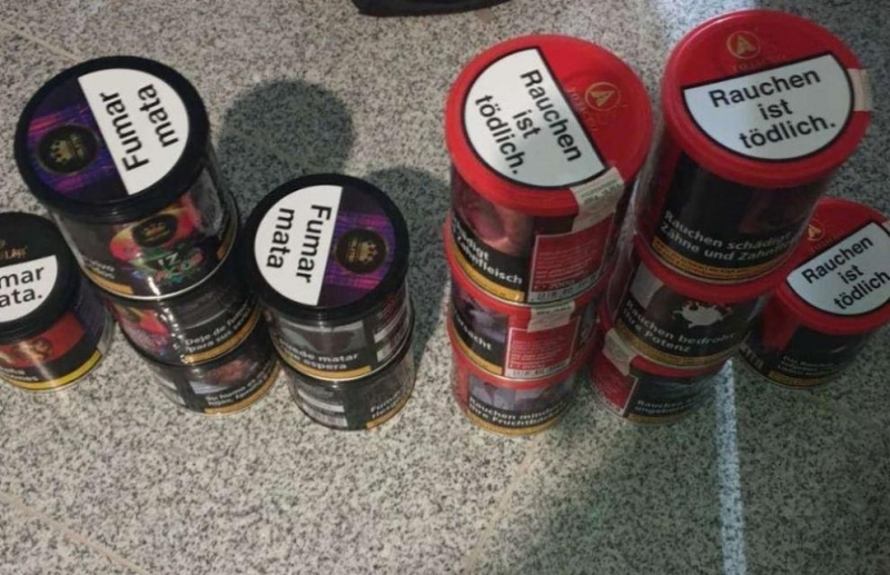 Задържаха мъж за притежание на 13 кутии тютюн за наргиле