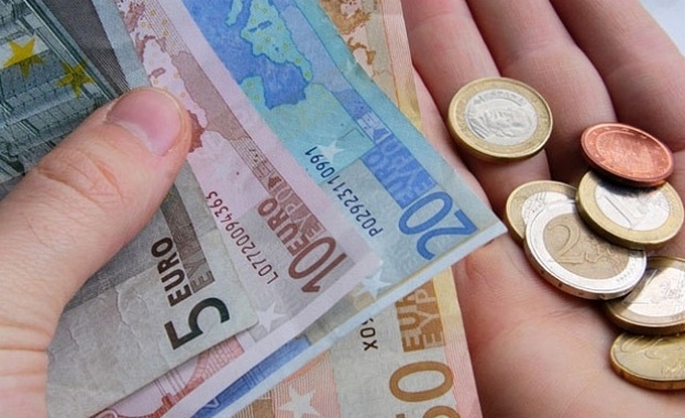 България ще може да приеме еврото най рано от 1 януари