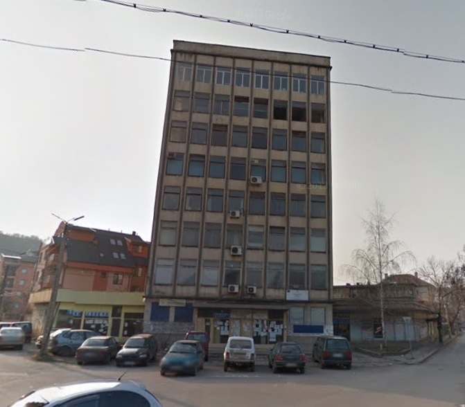 Частен съдебен изпълнител обяви на търг огромен офис в центъра