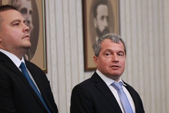 Предлагаме експертен кабинет с третия мандат Има и вариант президентска