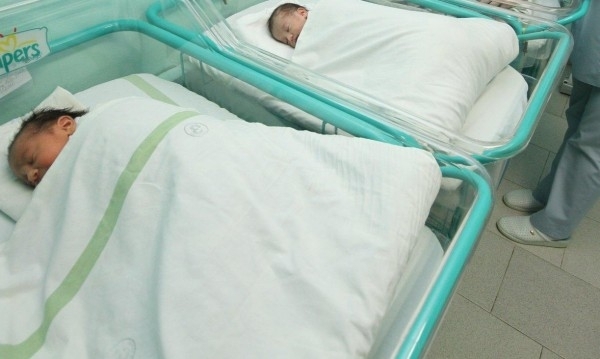 България е на втора позиция по дял на новородени извънбрачни