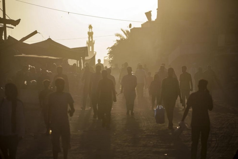 Израел е освободил днес 55 задържани в Газа палестинци включително