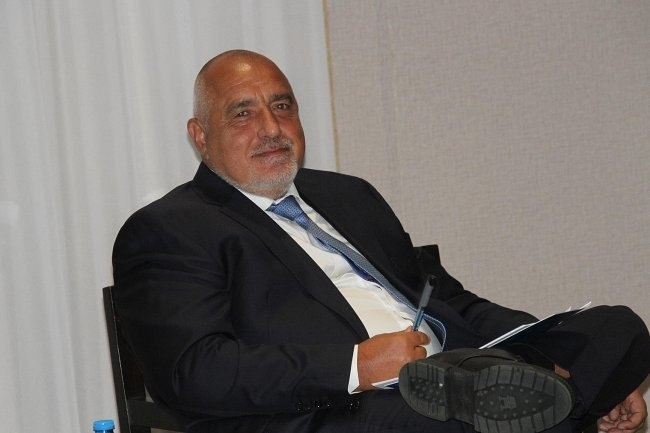 Вие имате ли колеги които говорят с Желязков Накрайте да