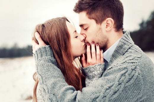 Добрата целувка веднъж на ден държи лекаря далеч - въпреки