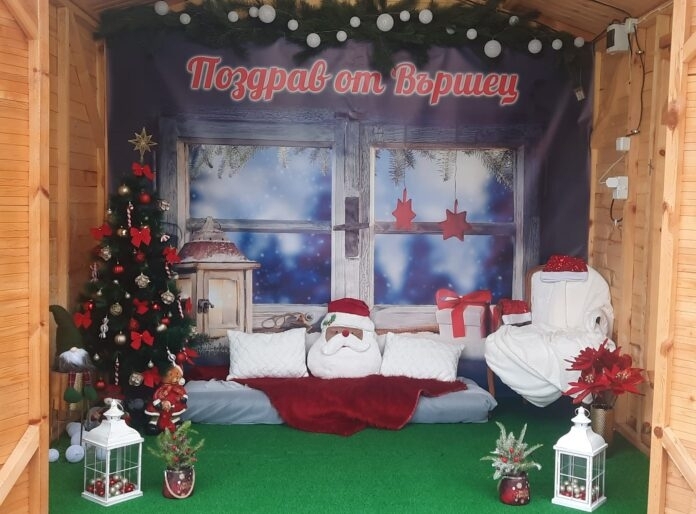 Безплатно Коледно фотостудио отваря врати във Вършец за празниците съобщиха