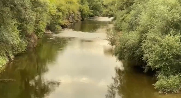 Някъде е по ясно изразена другаде по невидима но лятната суша