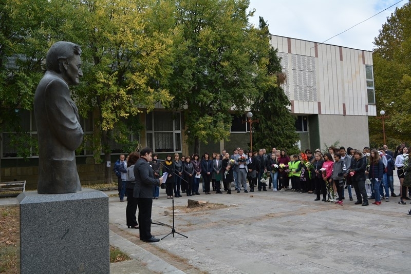 Архивен запис на Йордан Радичков чуха всички събрали се днес