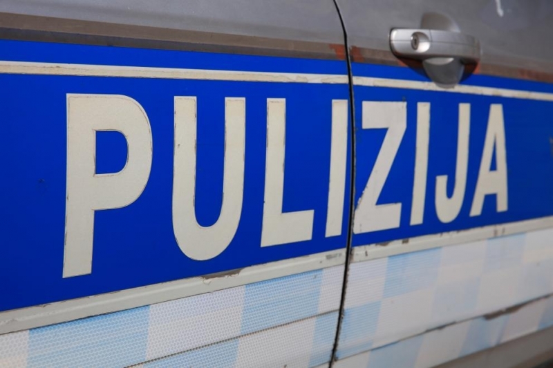 Паул Филип Румънски непризнат член на румънското кралско семейство е