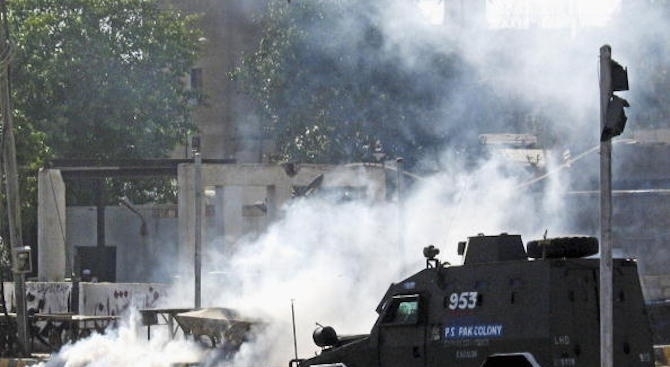 Либийското министерство на външните работи в Триполи е подложено на