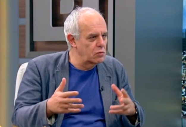 Политическият сезон не приключи има неочаквано продължение изтичането на