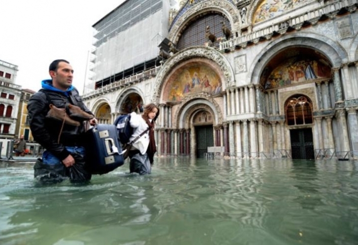 Почти една трета от историческия център на Венеция се оказа