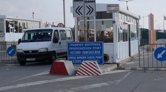 Гранична полиция съобщава за интензивен трафик на всички основни гранични