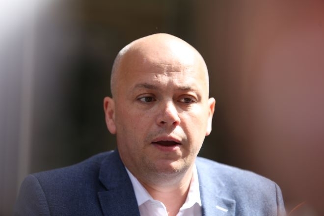 Няколко пъти председателят на парламента Наталия Киселова е предупредила МЕЧ че групата