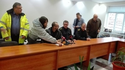 Установена е самоличността на тримата загинали в пороите които се