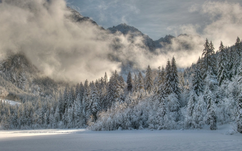 Днес в равнинната част на страната ще се задържи предимно