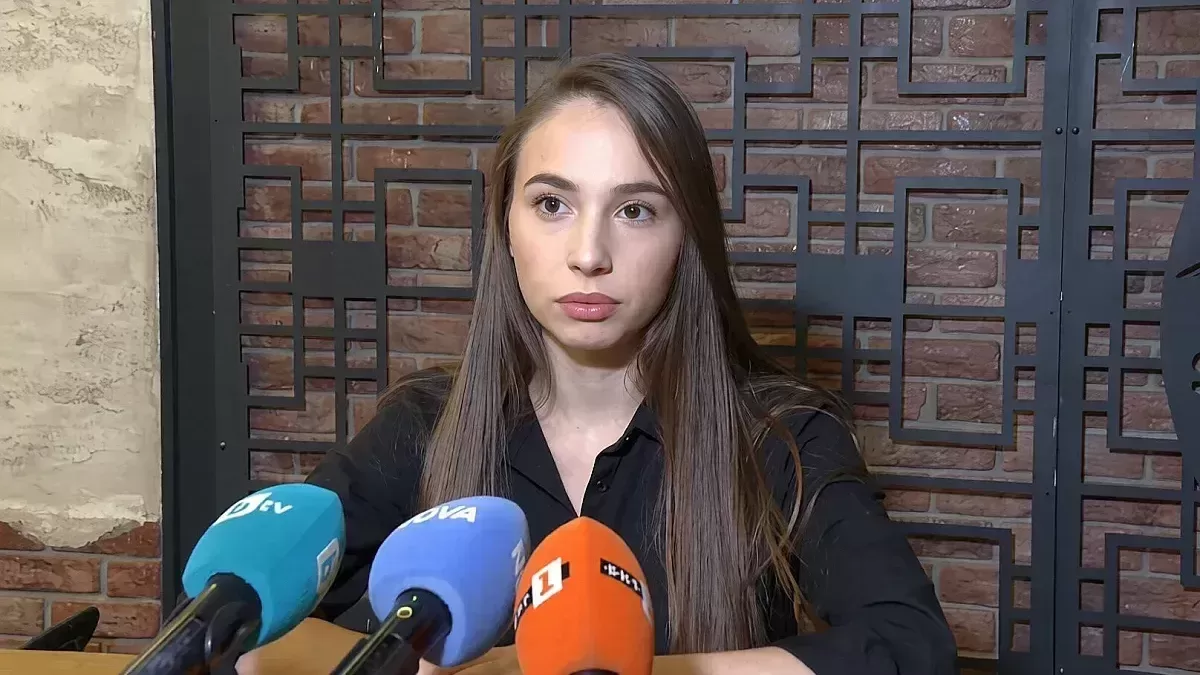 Година по-късно: Ива Михайлова се прибра в България