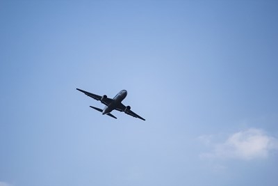 Полет на Spirit Airlines пътуващ от летище ЛаГуардия в Ню