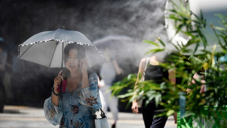 Най малко 39 души са починали а повече от 13 000 са