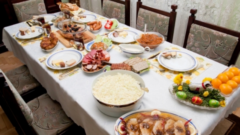 Голяма част от хората и тази година оставиха празничния пазар