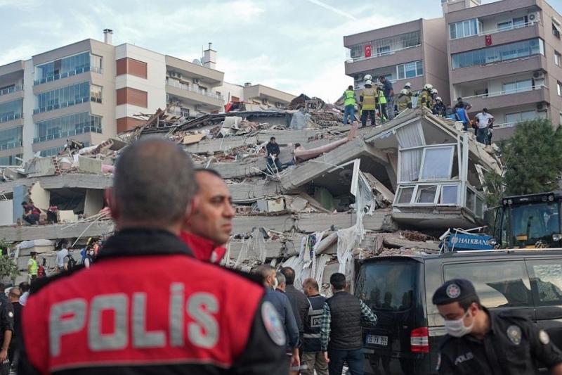 Земетресение разлюля късно вчера следобед западното крайбрежие на Турция и
