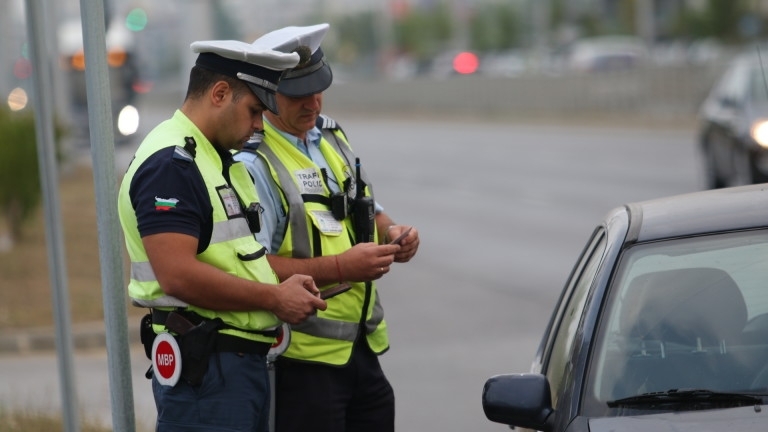 Специализирани полицейски операции са проведени вчера във Врачанско съобщиха от