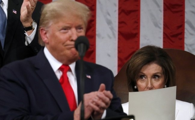 Доналд Тръмп си отмъсти на служителите които свидетелстваха срещу него