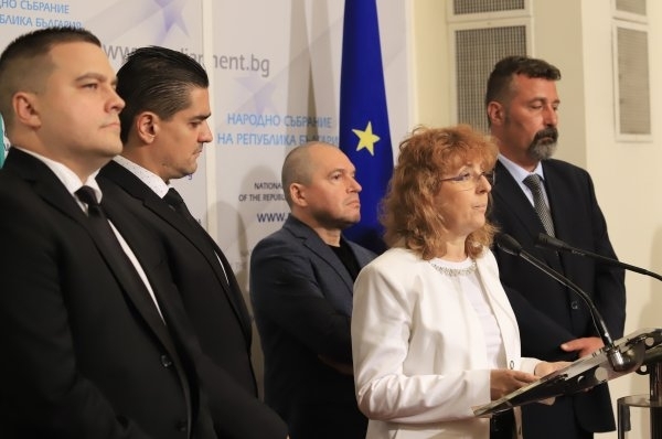 Надеждите че третият мандат ще се реализира успешно под някаква