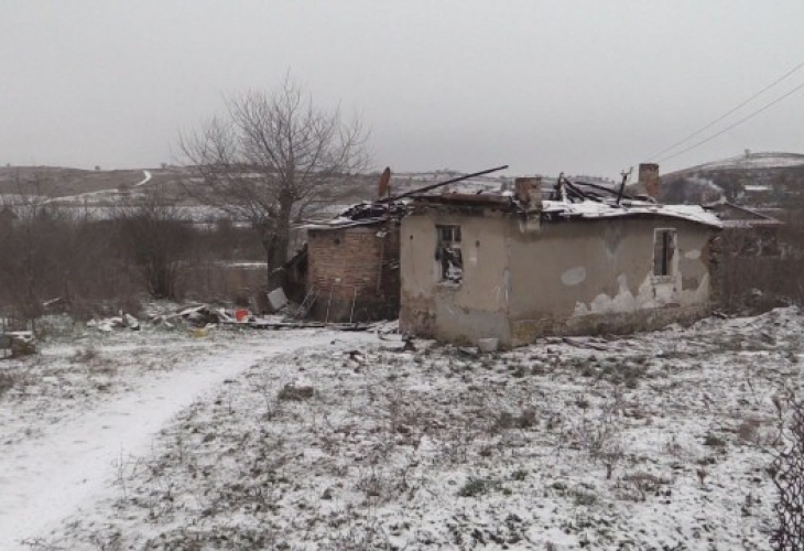 Иконата на Света Богородица ни спаси Единственото нещо в къщата