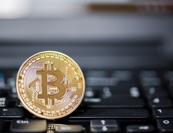 Полицията в Троян разкри кражба на ферма за добиване на