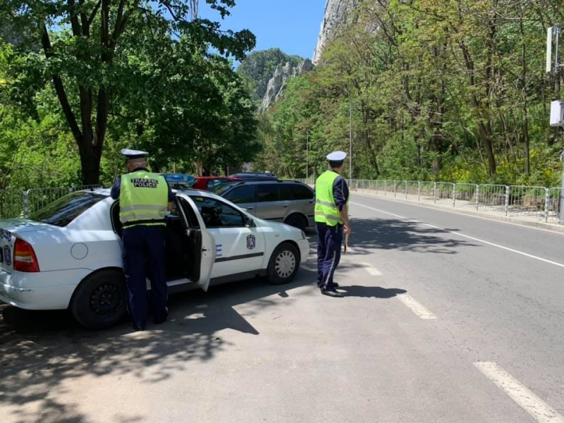 От днес екипи на пътна полиция ще осъществяват периодичен контрол