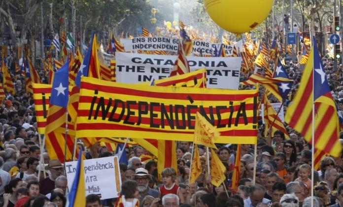 Изтича ултиматумът даден на каталунския лидер Карлес Пучдемон да изясни