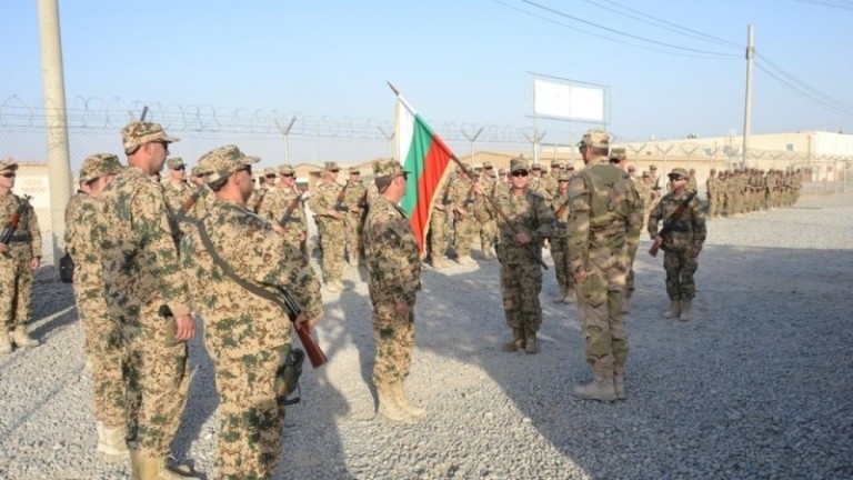Международната база на летище Кандахар Афганистан е била подложена на