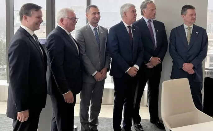 Американската кантора Пилсбъри Уинтроп Шоу Питман ще съветва България по