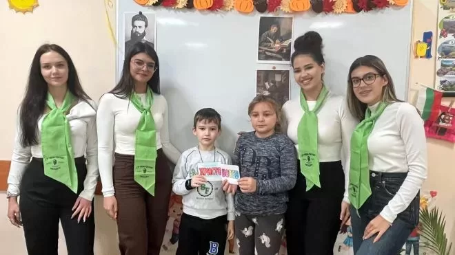 Деца от Мездра се запознаха с делото на народните будители