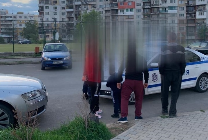 След подаден сигнал екипи на звено Инспекотрат и полицията извършиха