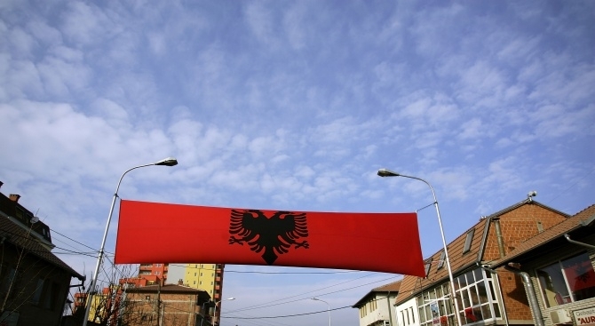 Ние ще премахнем границата с Косово заяви министърът за албанците