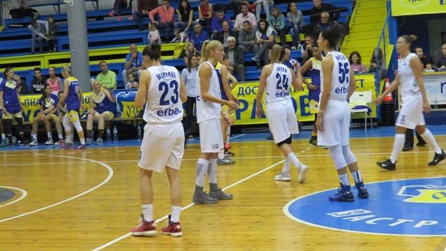 Отборът на Монтана отстъпи с три точки разлика 74 77