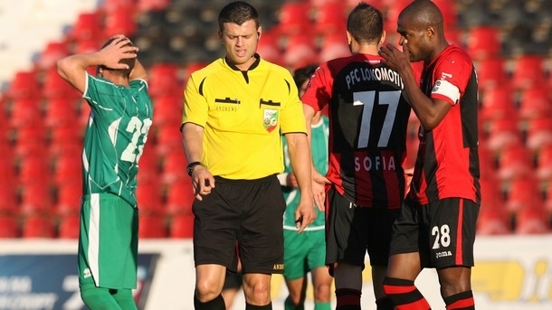 Реферът Станислав Ставров е изхвърлен от съдийството научи Sportal bg На
