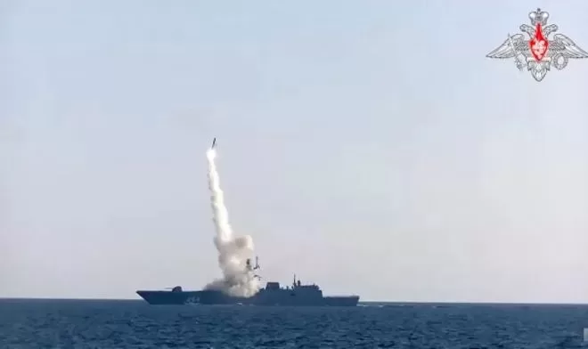 Русия обяви удар по цех за морски дронове в Черноморск и поразен кораб с оръжие край Одеса