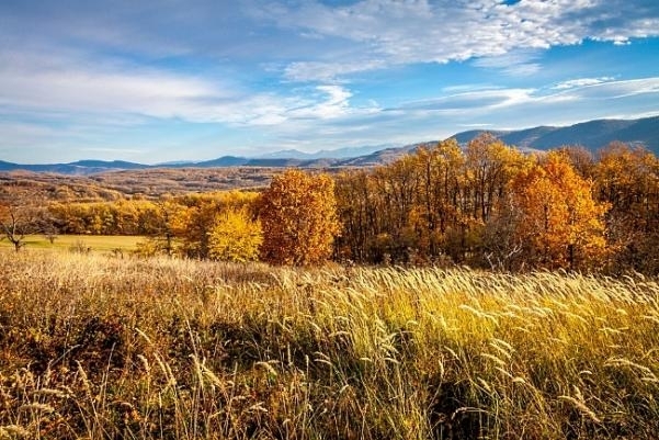 Днес ще бъде предимно слънчево с по значителни увеличения на облачността