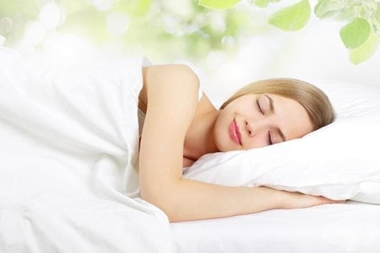 Хората, които спят по-малко от 7 часа, се простудяват три