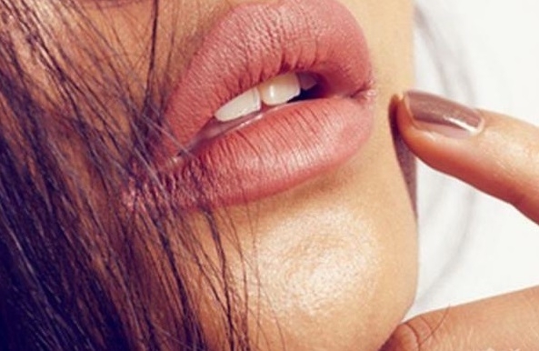 Какво точно гледат мъжете през първите 10 секунди от срещата