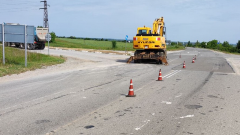 Започва текущ ремонт на 26 5 км от първокласния път I 1